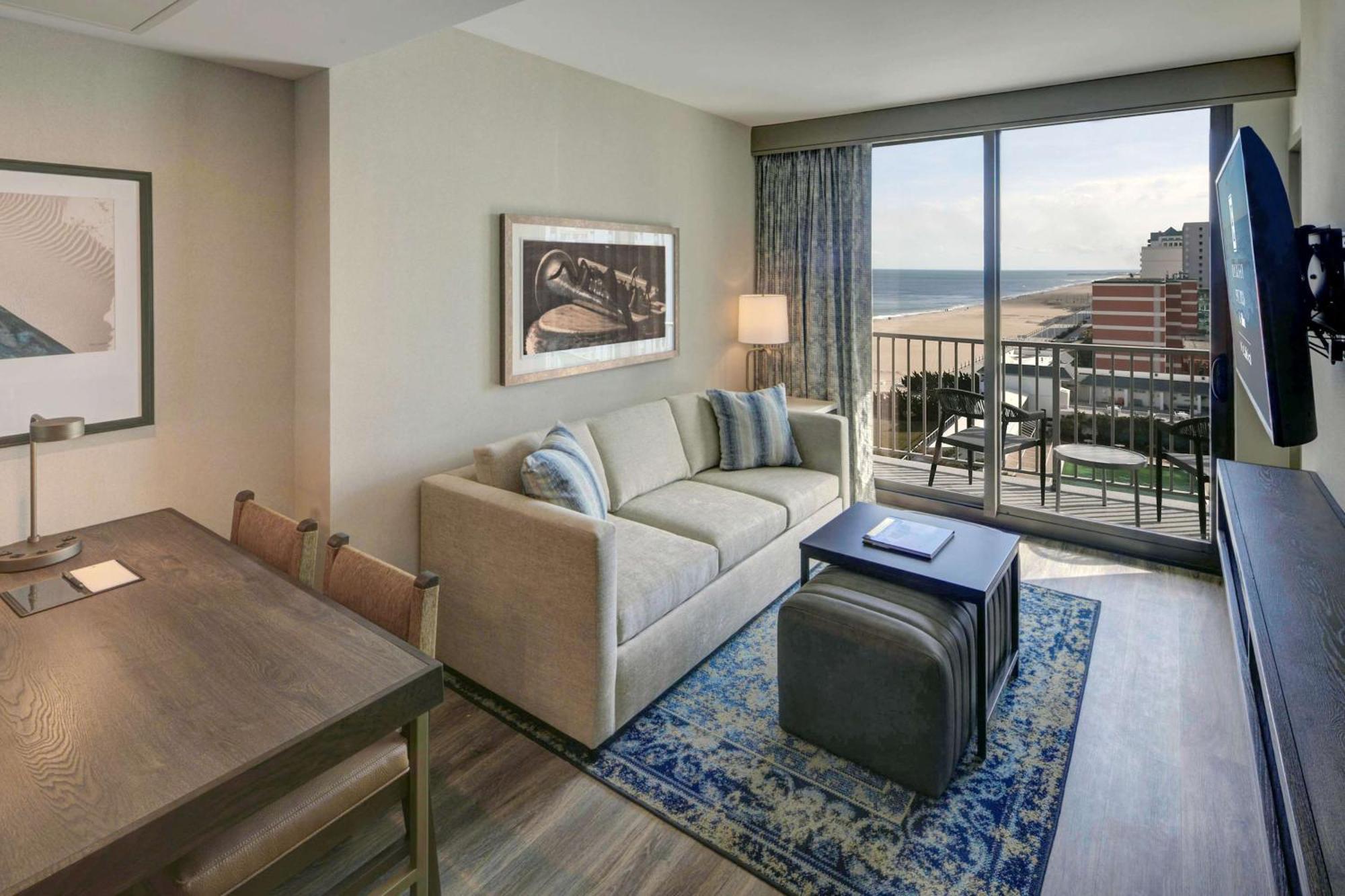 Embassy Suites By Hilton Virginia Beach Oceanfront Resort Exterior photo