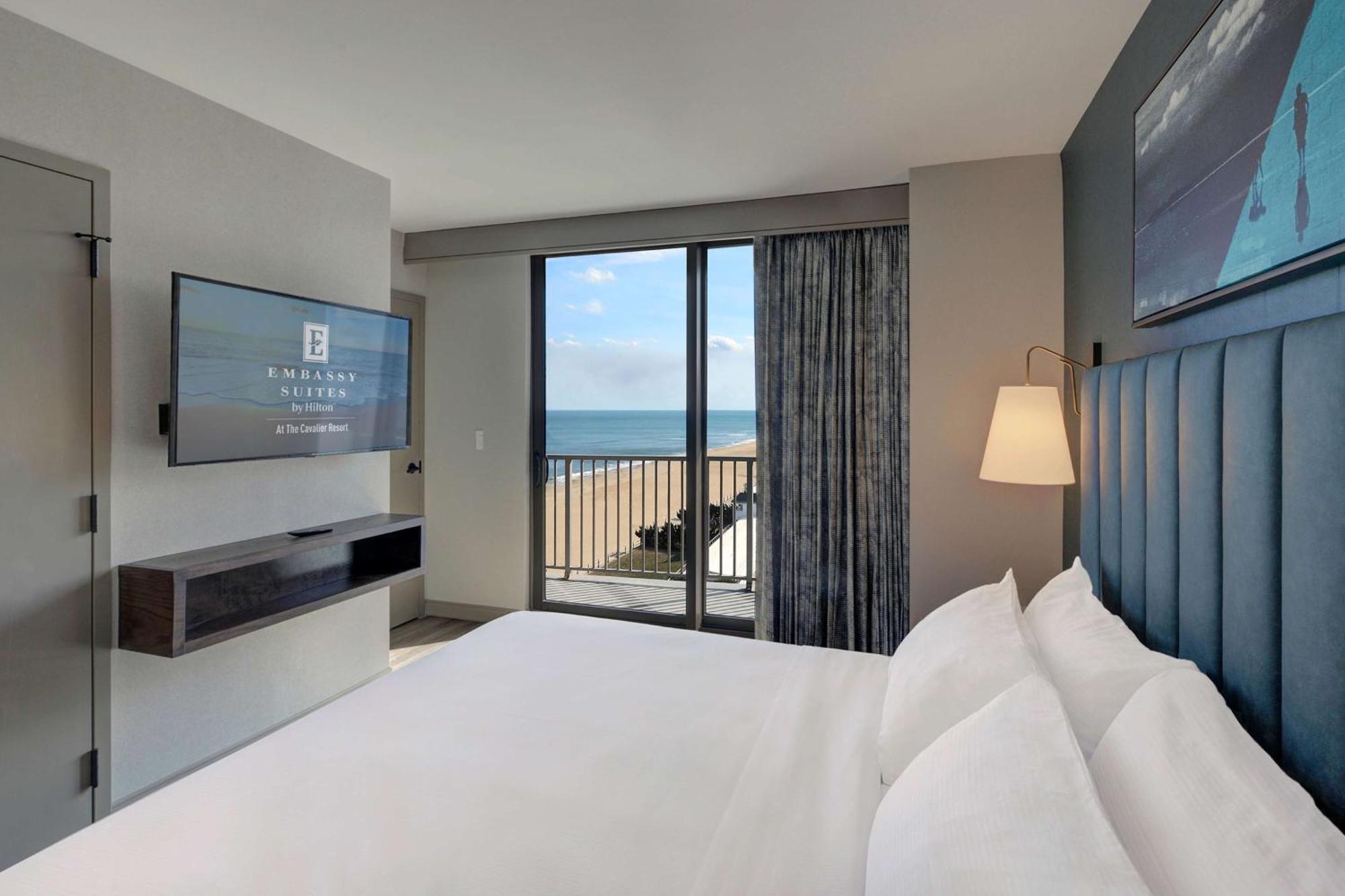 Embassy Suites By Hilton Virginia Beach Oceanfront Resort Exterior photo